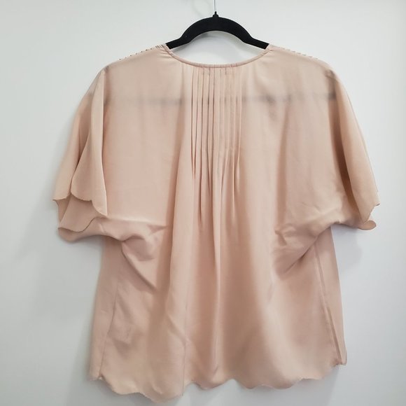 Joie NWOT 100% Silk V-Neck Scalloped Short Sleeve Blouse - Picture 4 of 10